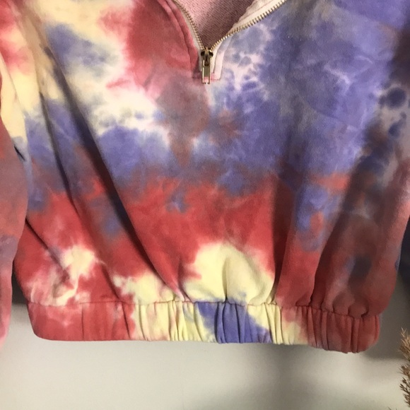 Cropped Tie Dye Pullover Sweatshirt Size Small - Picture 2 of 4